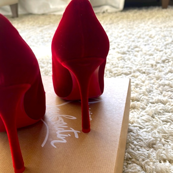 Christian Louboutin Decoltish Red Velvet Heels - Picture 7 of 14